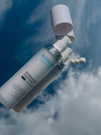 Dr Schrammek - BRIGHTENING DAY FLUID - 50ml